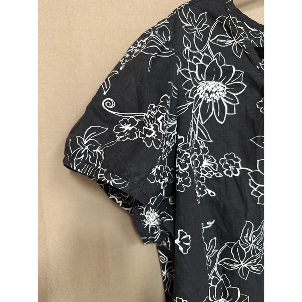 SagHarbor Women's Plus Size (2XL) Black/White Blouse - Picture 2 of 3